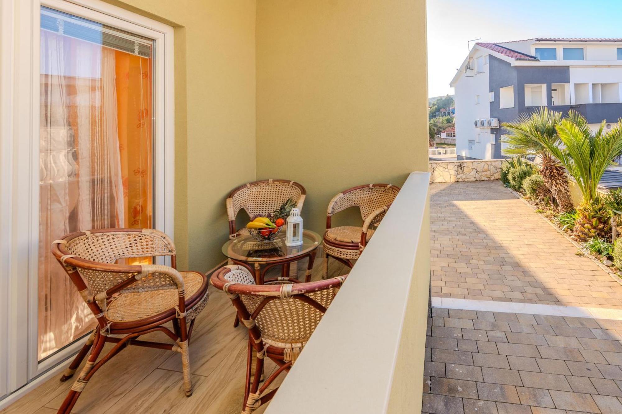 Apartments By The Sea Vir - Lozice, Vir - 18593 מראה חיצוני תמונה